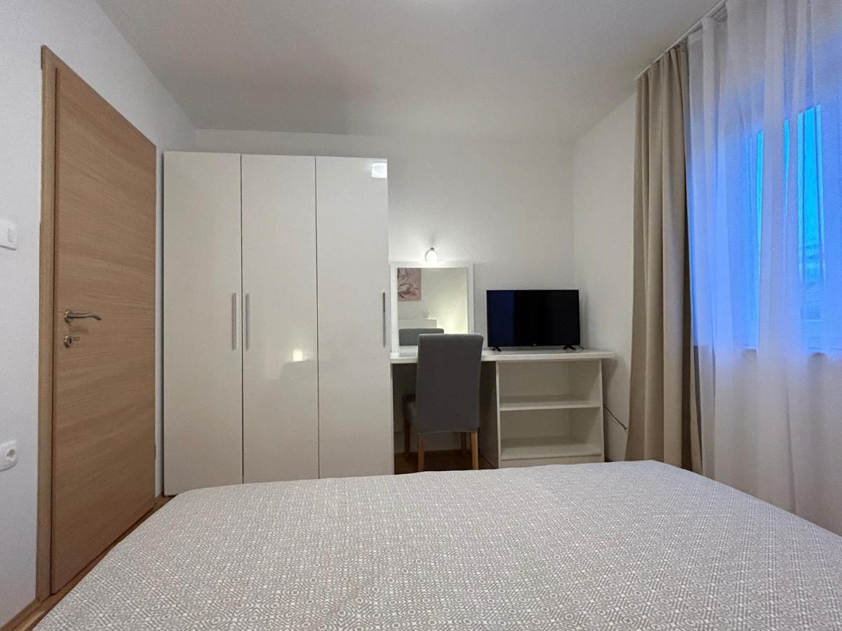 Sweet Lapat By El-Pi Tours Appartement Porat  Buitenkant foto
