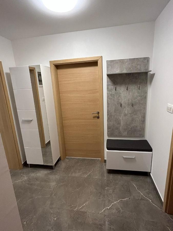 Sweet Lapat By El-Pi Tours Appartement Porat  Buitenkant foto